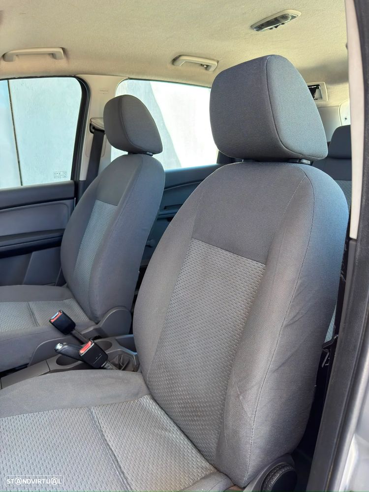 Ford Focus C-Max 1.6 TDCi Trend - 29