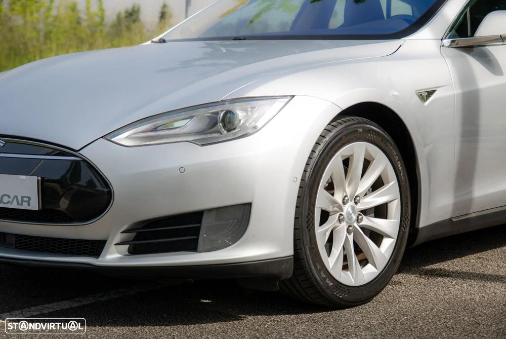 Tesla Model S 70D AWD - 26