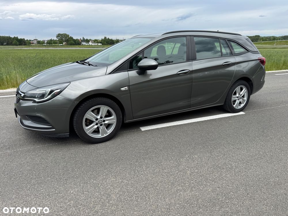 Opel Astra - 4