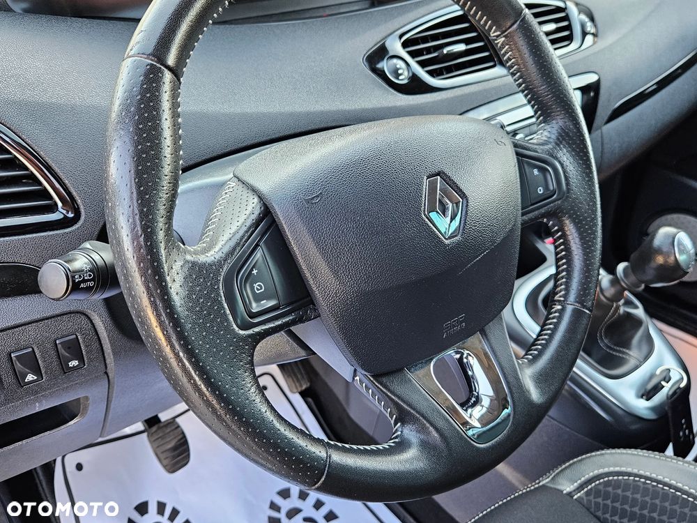 Renault Scenic Energy TCe 130 S&S Bose Edition - 19
