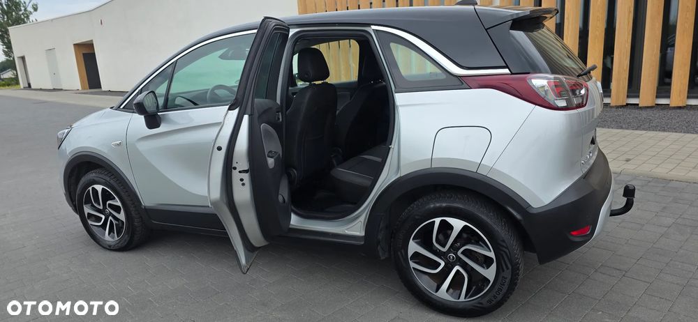 Opel Crossland X 1.2 T Design Line S&S - 12