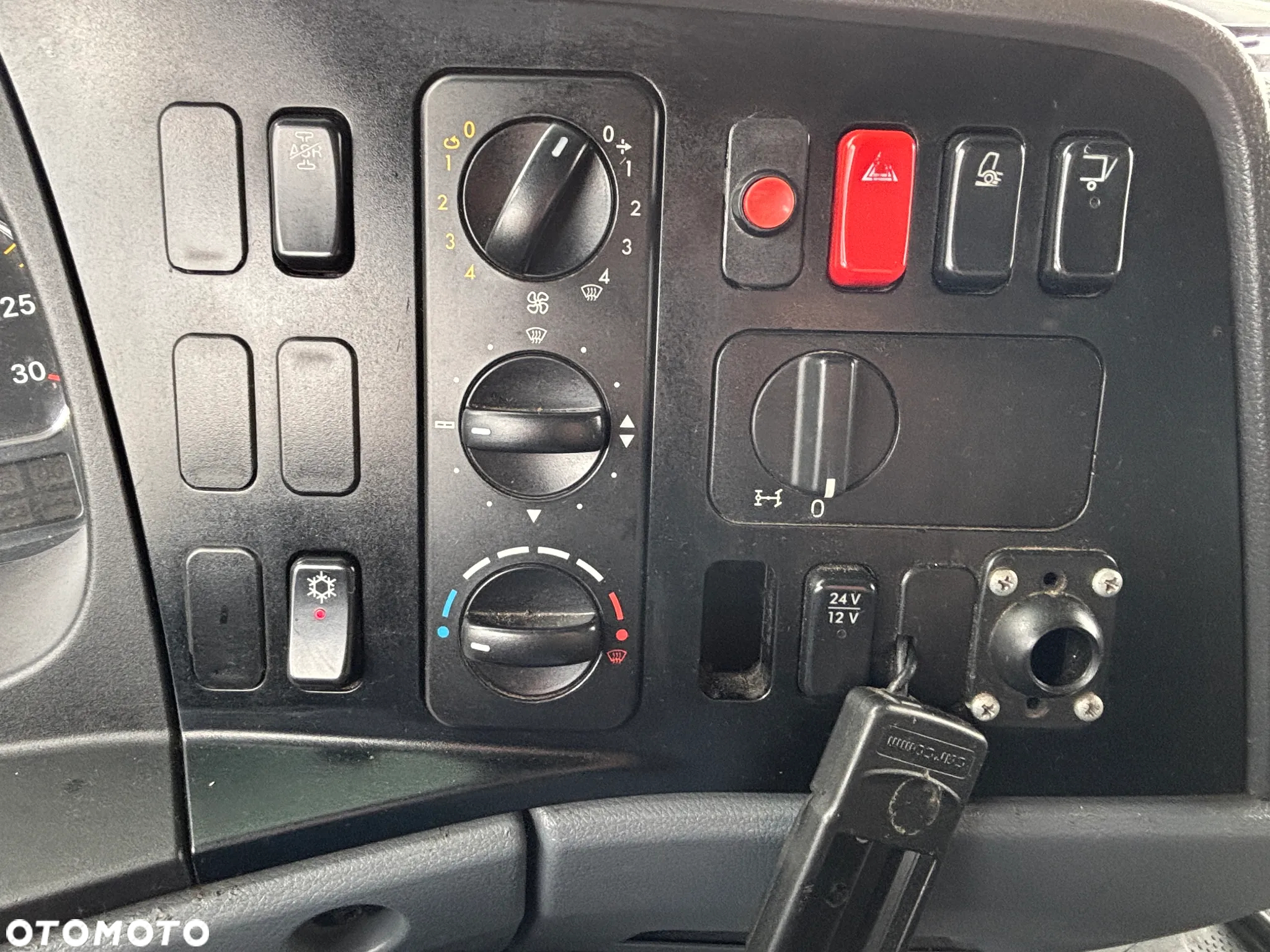 Mercedes-Benz ATEGO 1224 firanka, plandeka, burty aluminiowe, winda, do zabudowy (laweta, kontener, izoterma, wywrotka) - 24