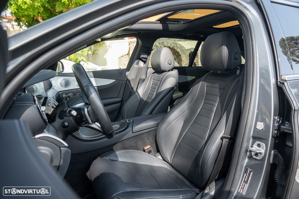 Mercedes-Benz E 300 e AMG Line - 19