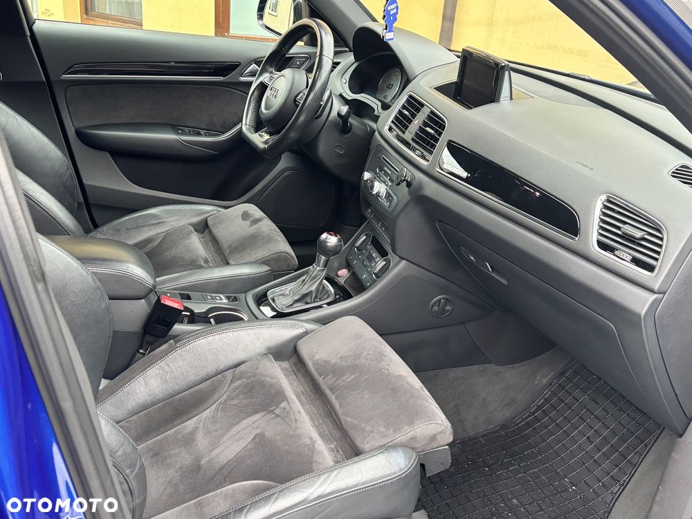 Audi RS Q3 Standard - 11