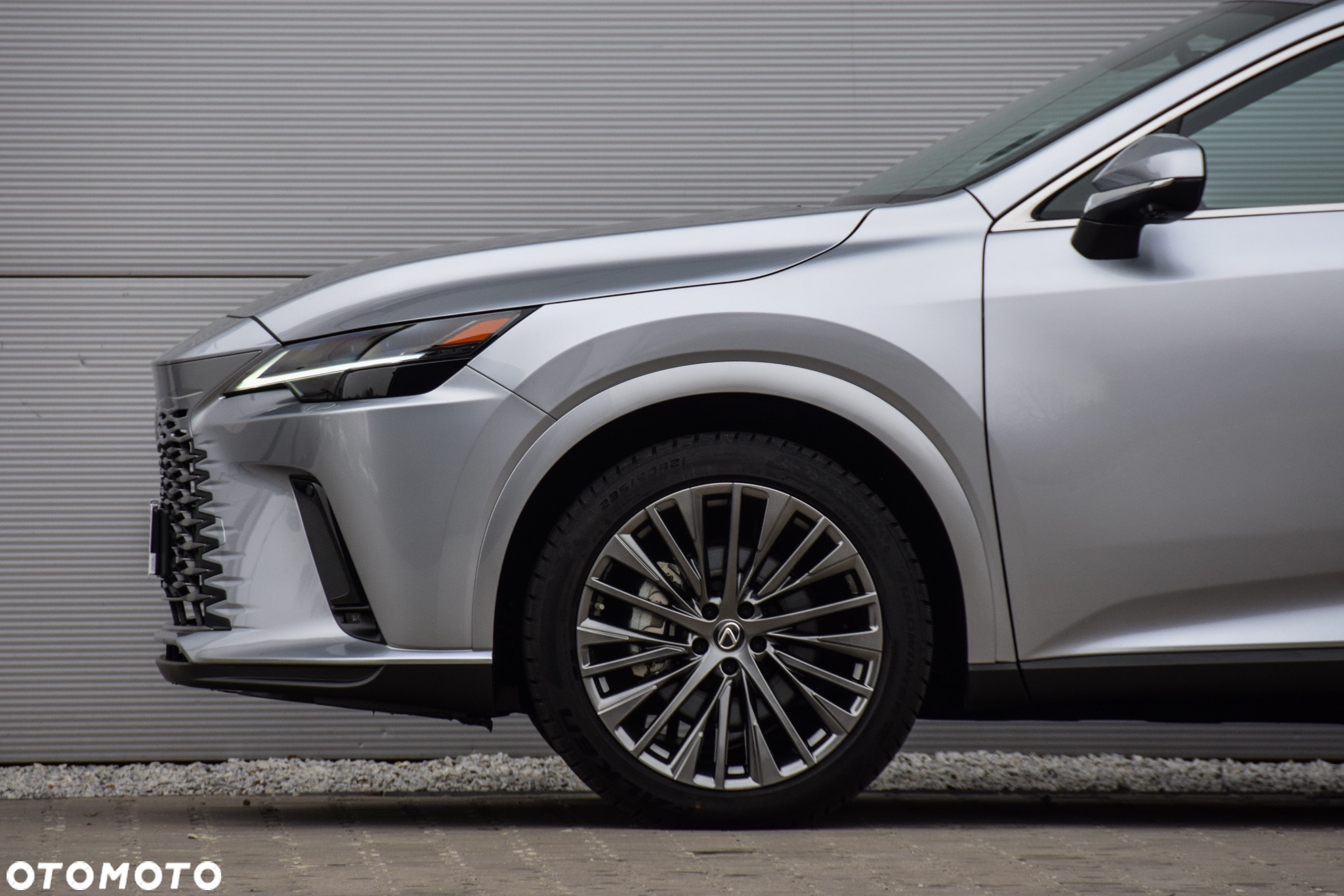 Lexus RX 350h Prestige - 16