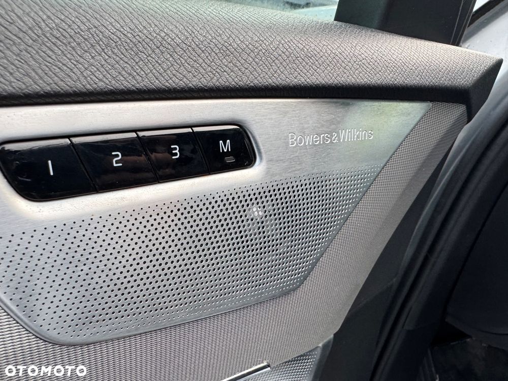 Volvo XC 90 T8 AWD Plug-In Hybrid Inscription 7os - 11