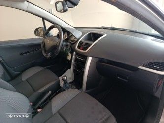 Peugeot 207 1.4 VTi Sportium - 26
