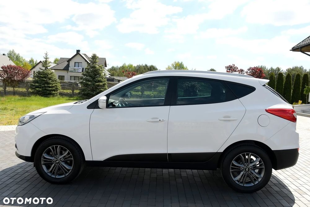 Hyundai ix35 1.6 2WD Fifa World Cup Edition - 3