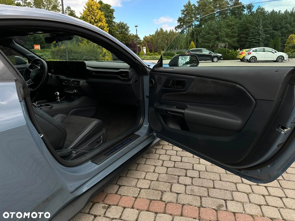 Ford Mustang - 15