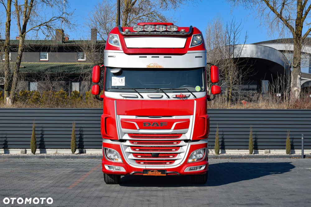 DAF XF530 / SUPER SPACE CAB / HYDRAULIKA / RETARDER / KLIMATYZACJA POSTOJOWA / ACC / NAWIGACJA / KLIMA / LEDY / FULL SPILERY / FULL OPCJA / WERSJA PREMIUM / SERWISOWANY / SPROWADZONY - 2