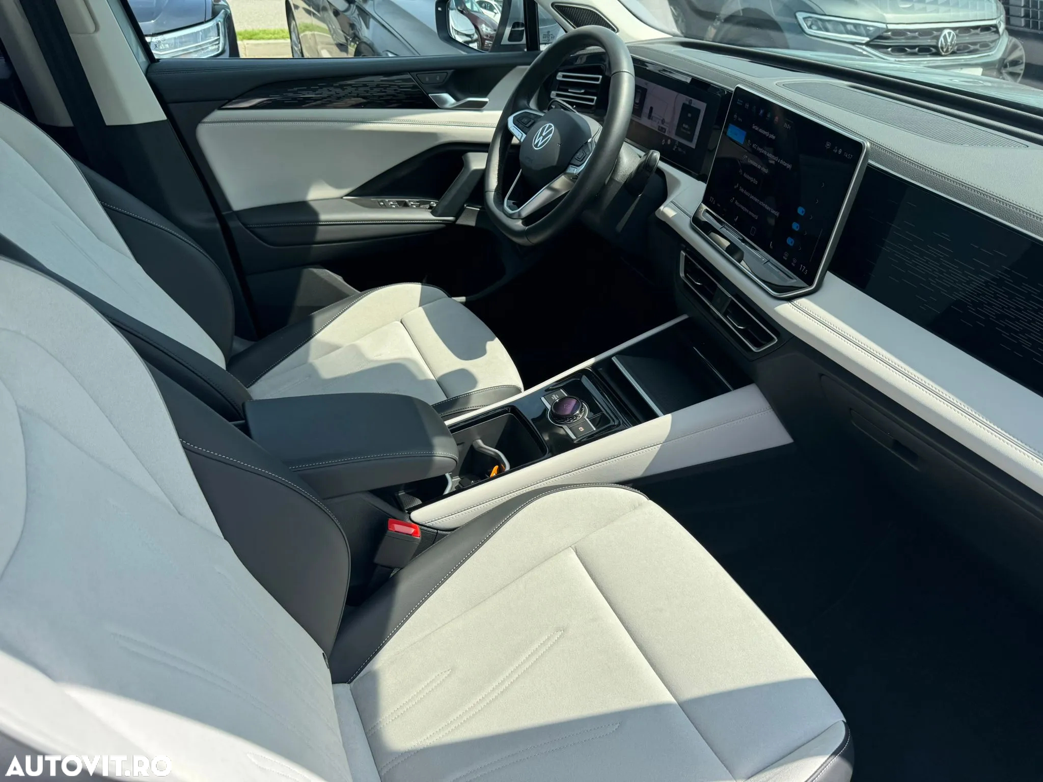Volkswagen Tiguan 2.0 TDI DSG Elegance - 33