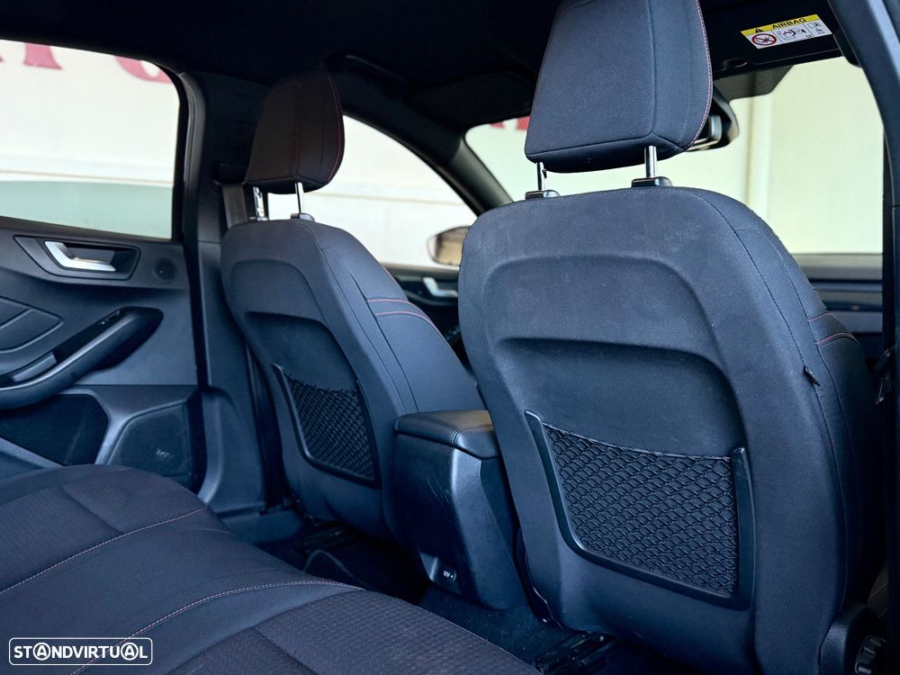 Ford Focus 1.0 EcoBoost ST-Line Aut. - 46