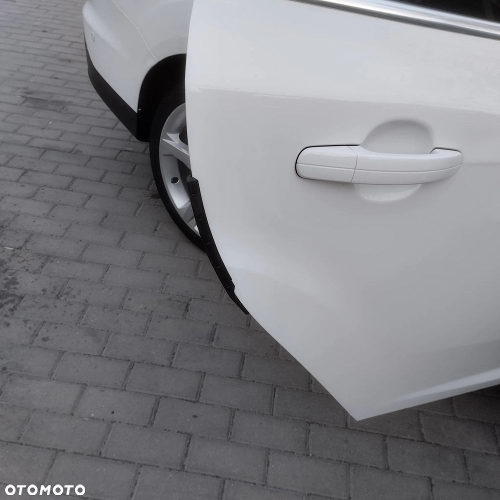 Ford Focus 2.0 TDCi Titanium ASS - 13