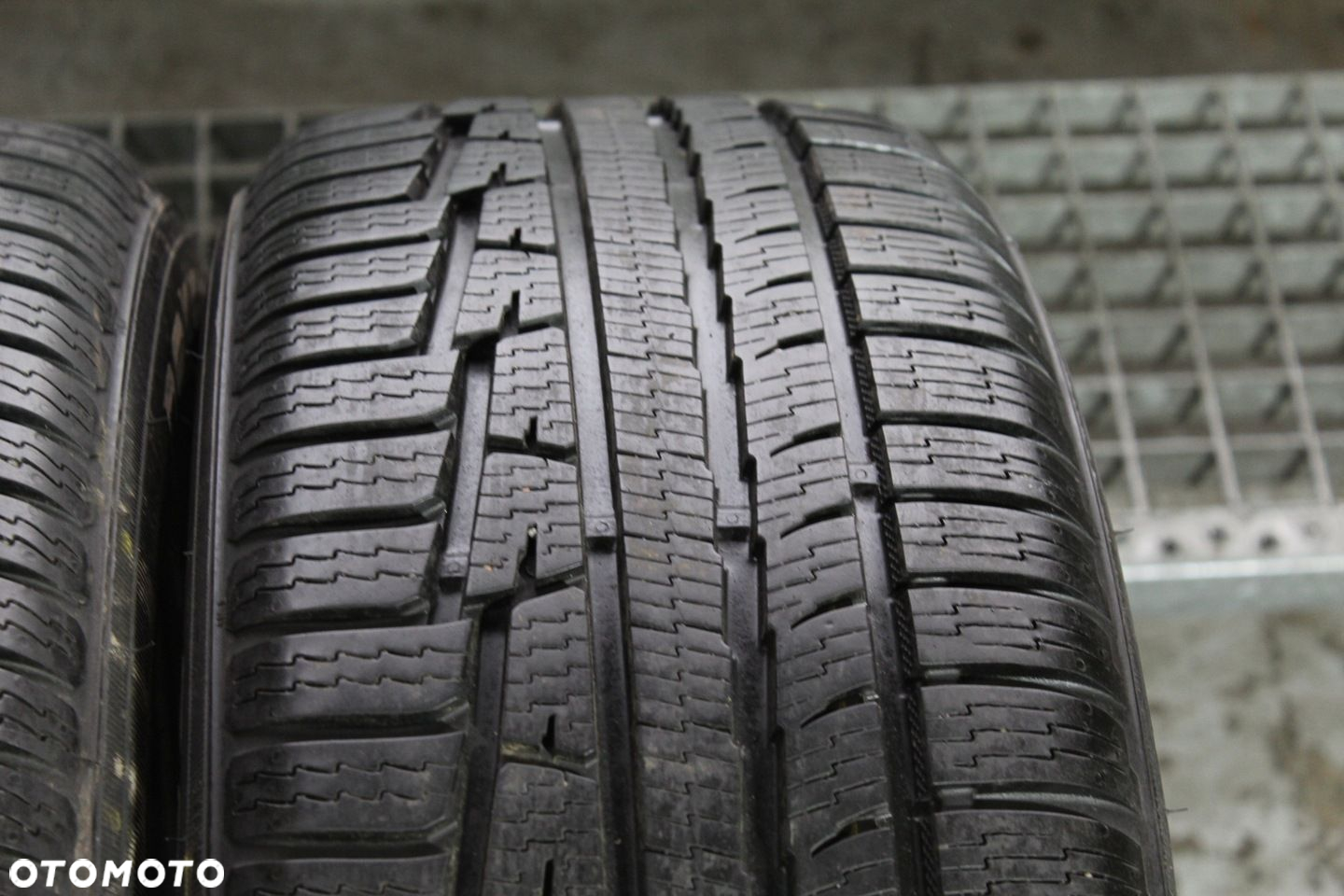 2x 215/55R17 NOKIAN WR A3 98V XL 13r 7,5mm - 3
