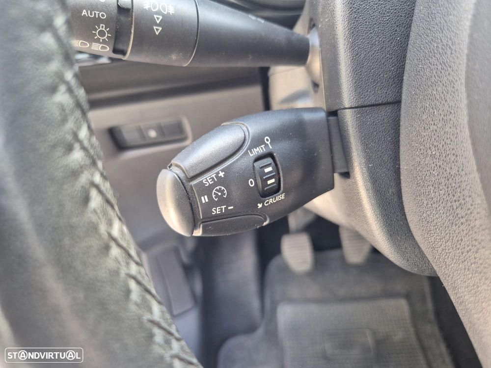 Citroën DS3 Cabrio 1.2 VTi So Chic - 21