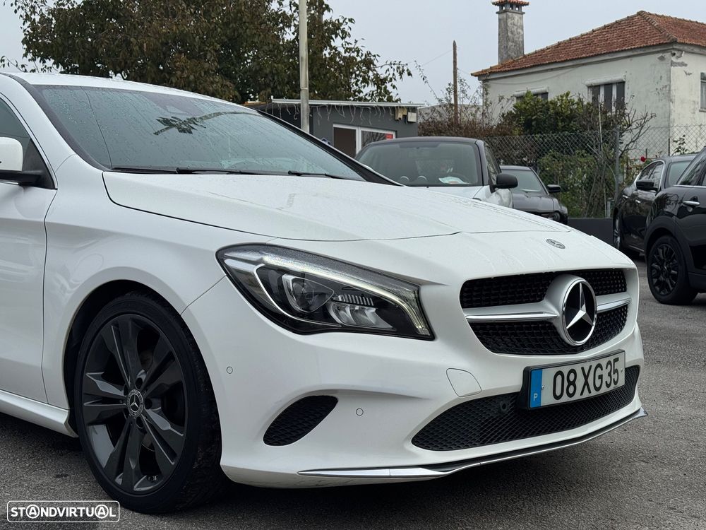 Mercedes-Benz CLA 180 d Shooting Brake Urban - 3