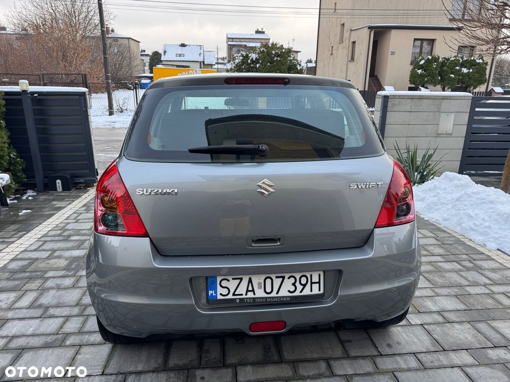 Suzuki Swift - 6
