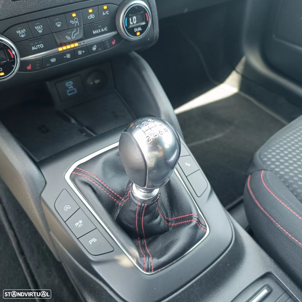 Ford Focus 1.0 EcoBoost MHEV ST-Line Style SIP - 16
