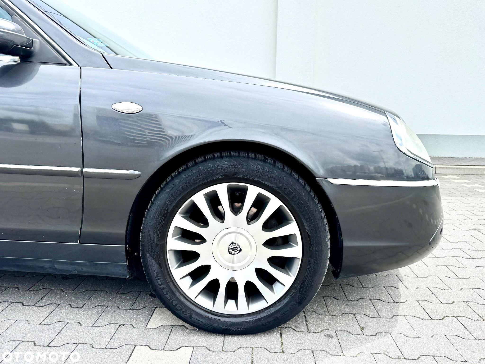Lancia Thesis 2.4 JTD 20v Executive - 7