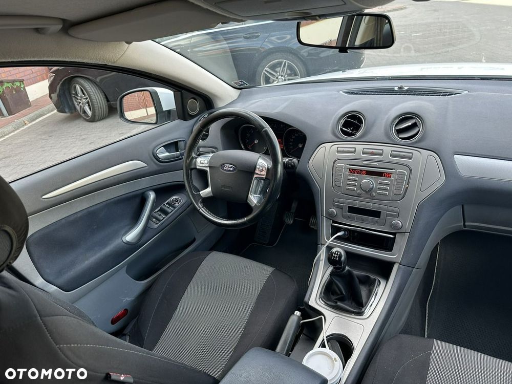 Ford Mondeo - 6