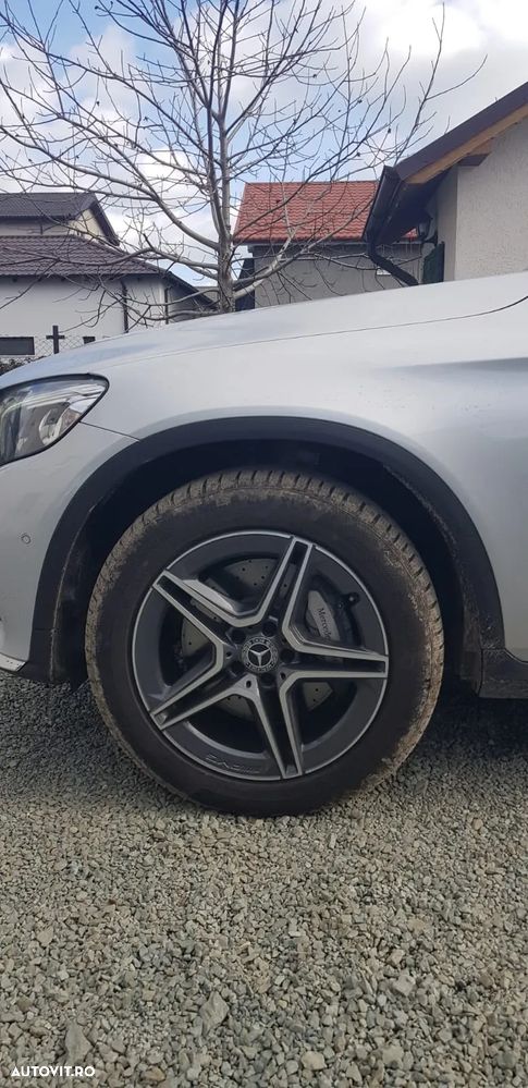 Mercedes-Benz GLC Coupe 250 d 4Matic 9G-TRONIC AMG Line - 6