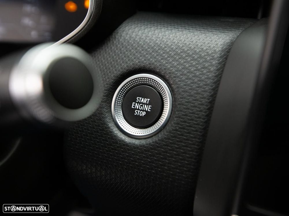 Renault Clio TCe 100 INTENS - 17