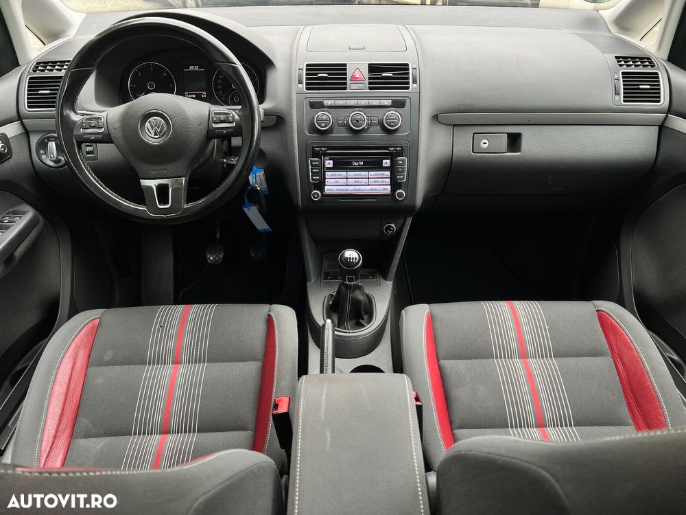 Volkswagen Touran 1.6 TDI DPF MATCH - 11