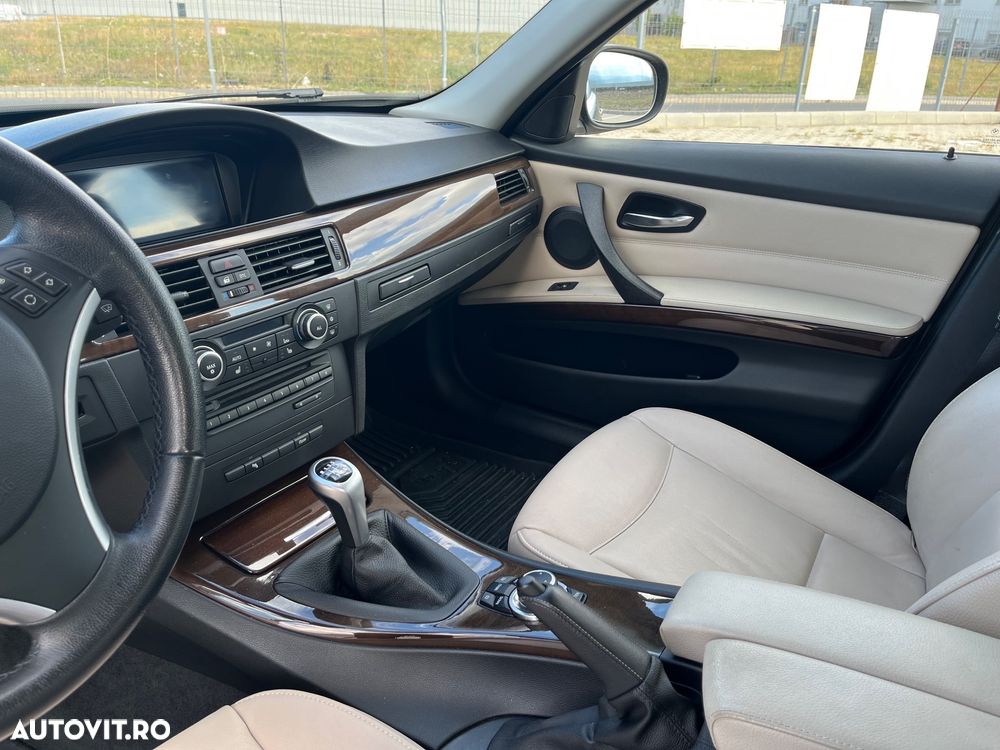 BMW Seria 3 320d - 14