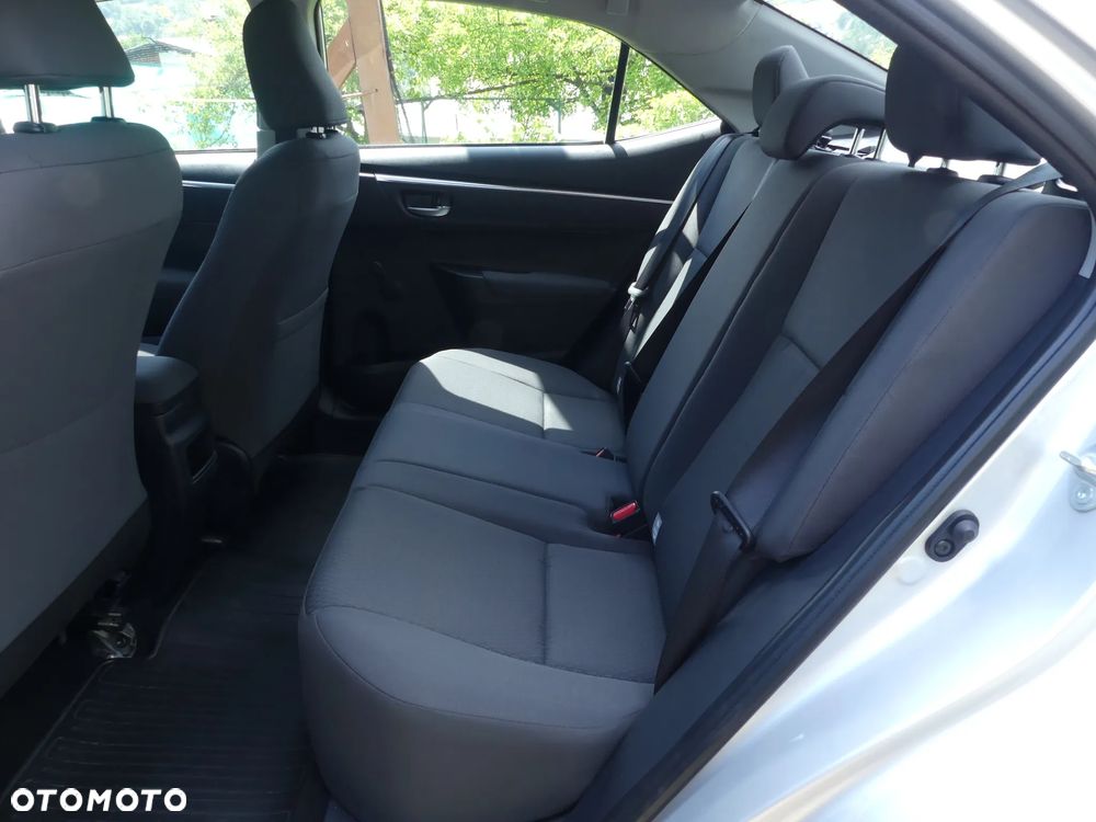 Toyota Corolla 1.33 Comfort - 21