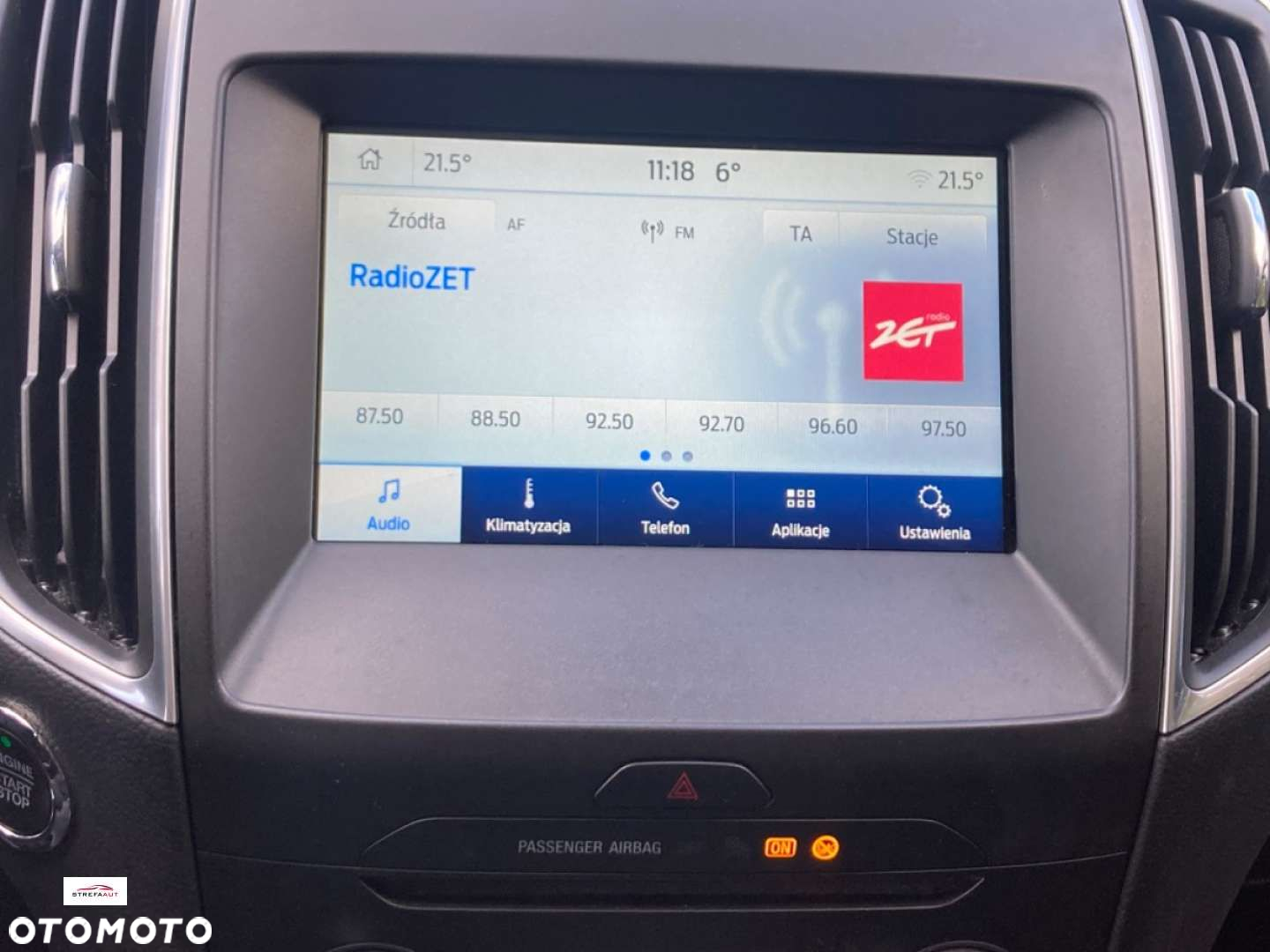 Ford S-Max - 11