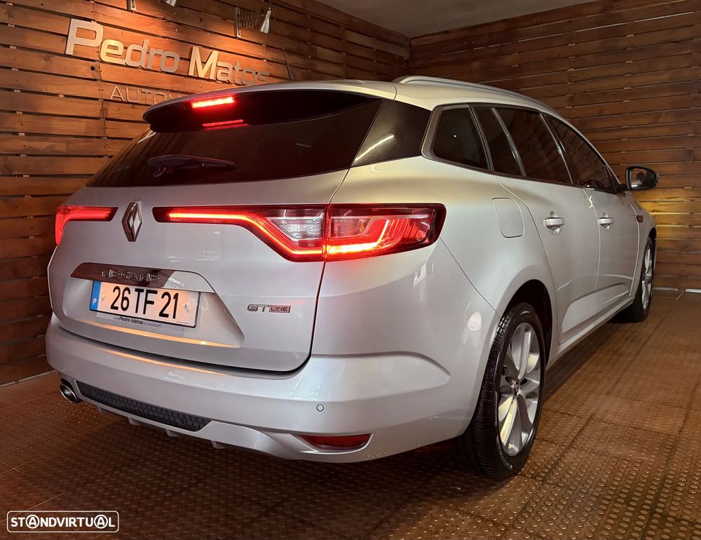 Renault Mégane Sport Tourer - 2