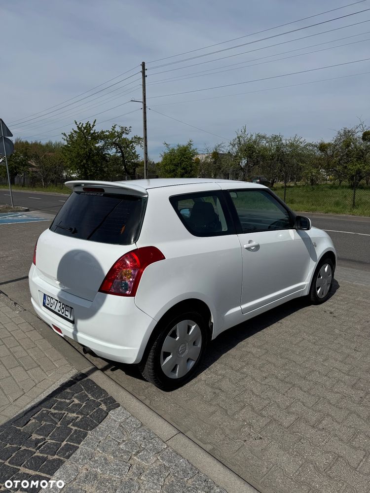 Suzuki Swift 1.3 Classic - 5