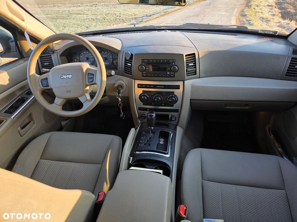Jeep Grand Cherokee - 6