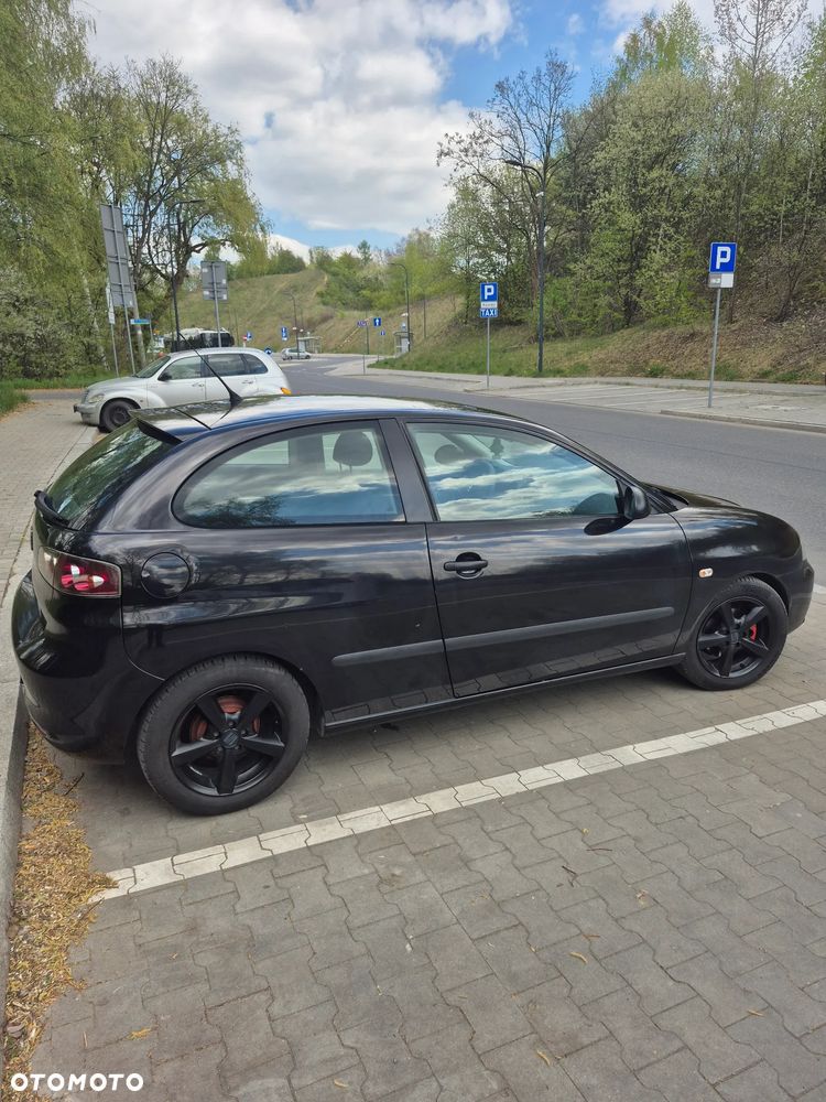Seat Ibiza SC 1.4 16V Reference - 3