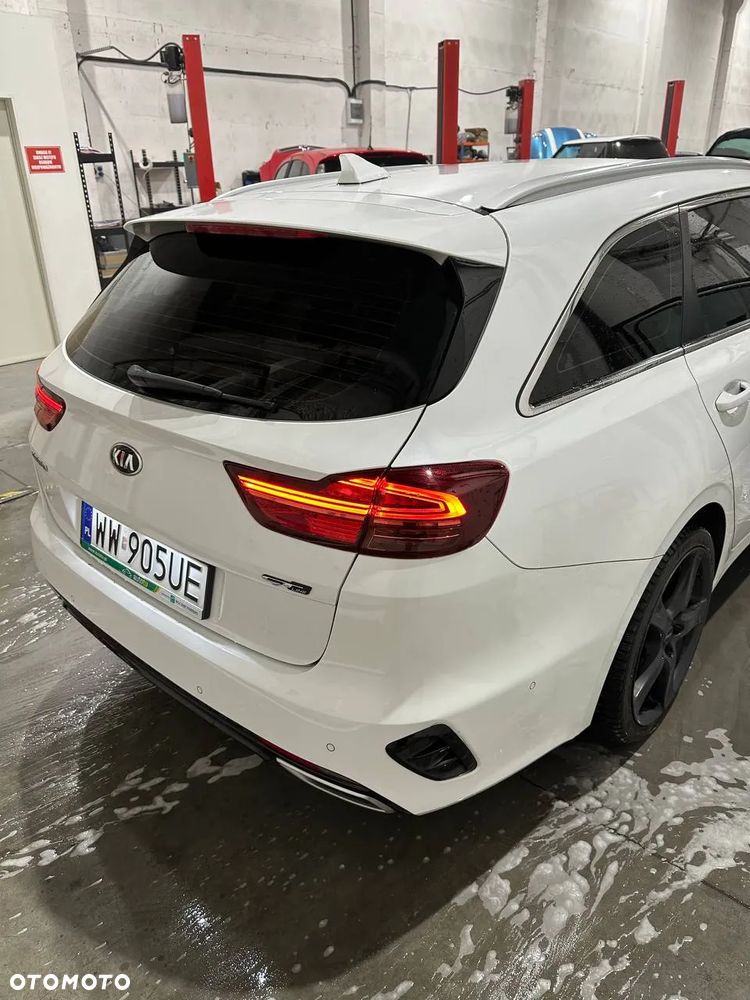 Kia Ceed 1.6 GDI PHEV Business Line DCT - 4