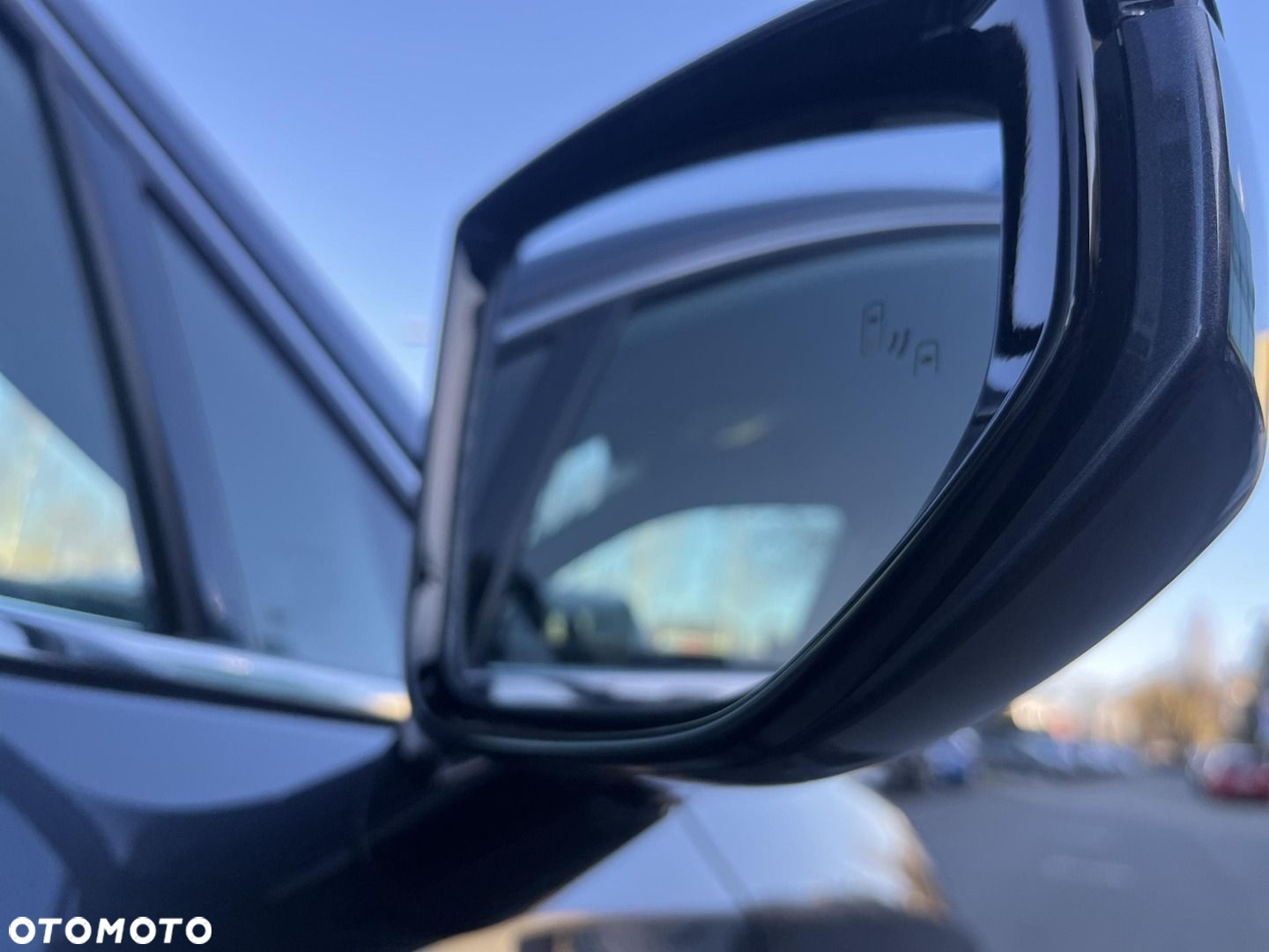 Lexus UX - 22