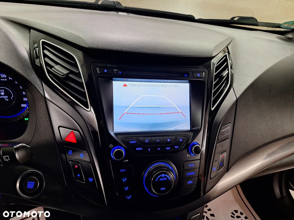 Hyundai i40 i40cw 1.6 Fifa World Cup Edition - 33