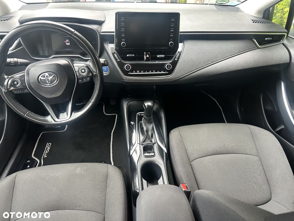 Toyota Corolla 1.8 Hybrid Comfort - 22