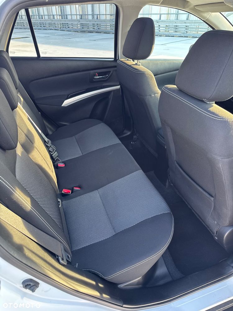 Suzuki SX4 S-Cross 1.6 Comfort - 12