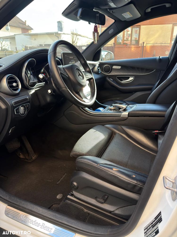Mercedes-Benz GLC 250 d 4MATIC 9G-TRONIC AMG Line - 9