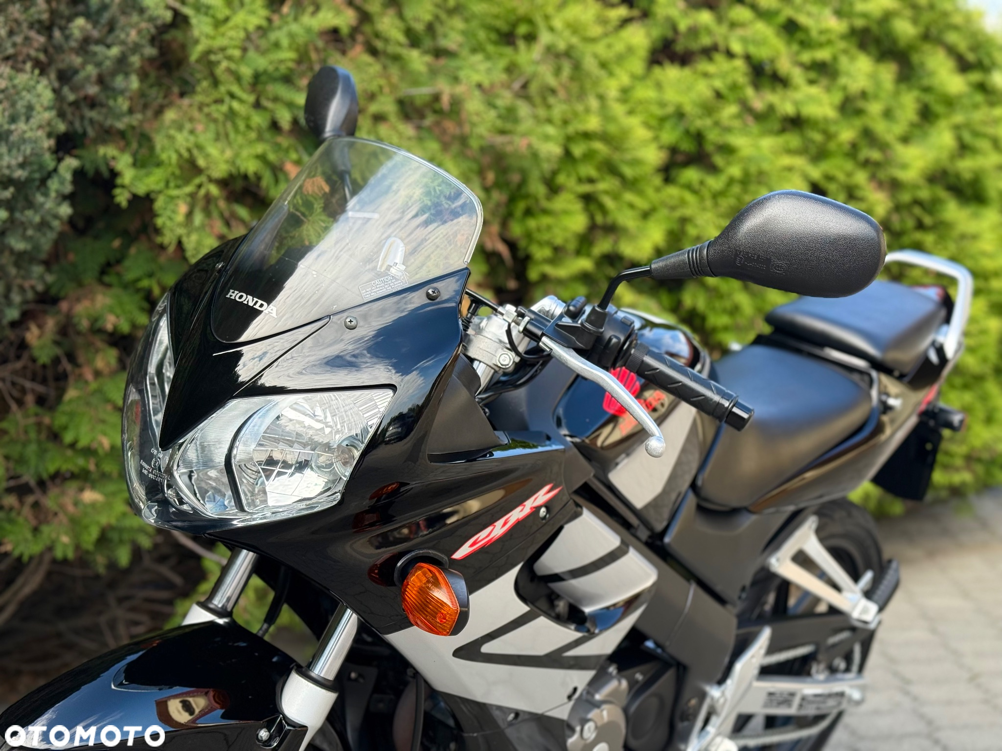 Honda CBR - 25