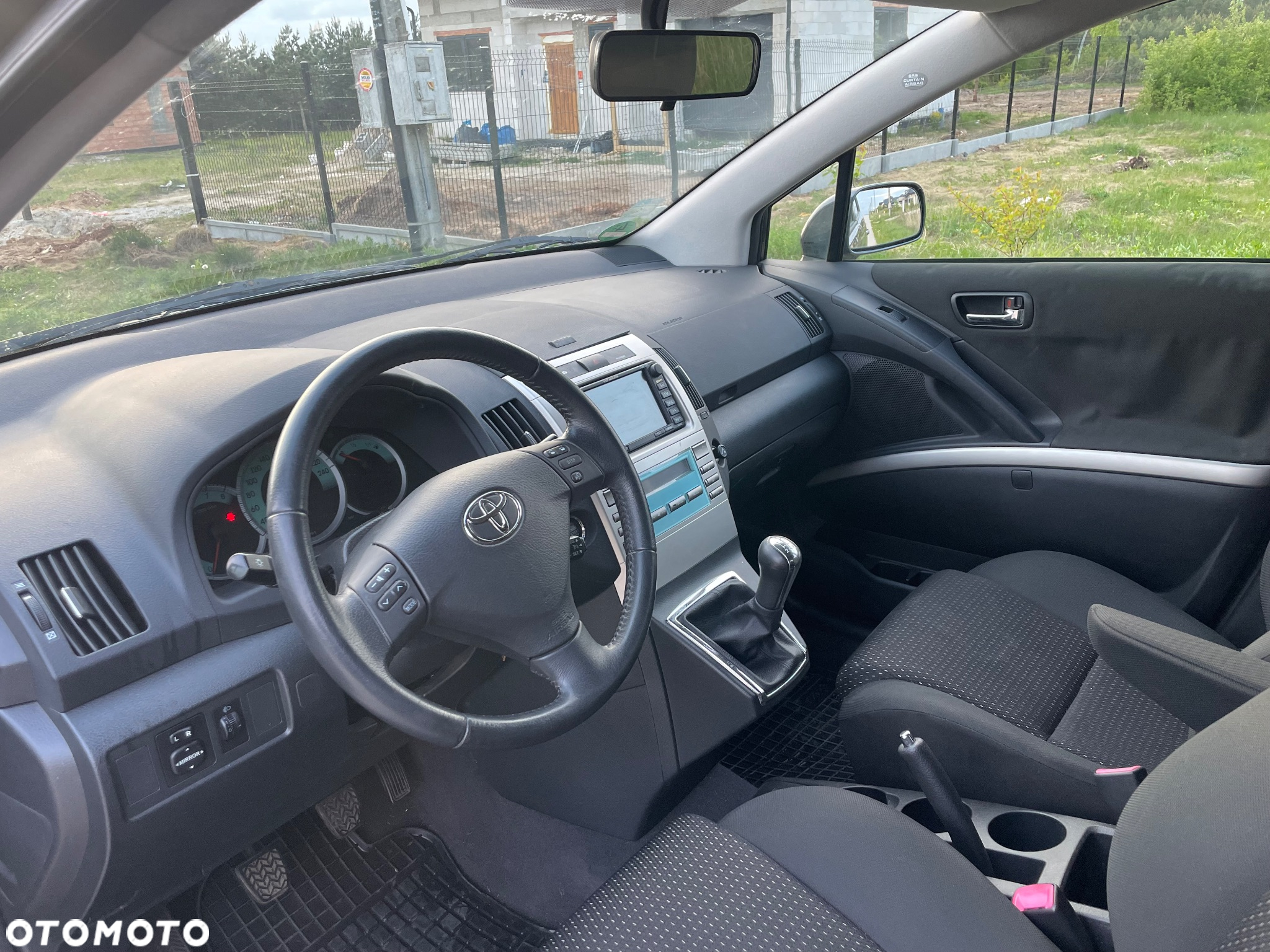 Toyota Corolla Verso - 10