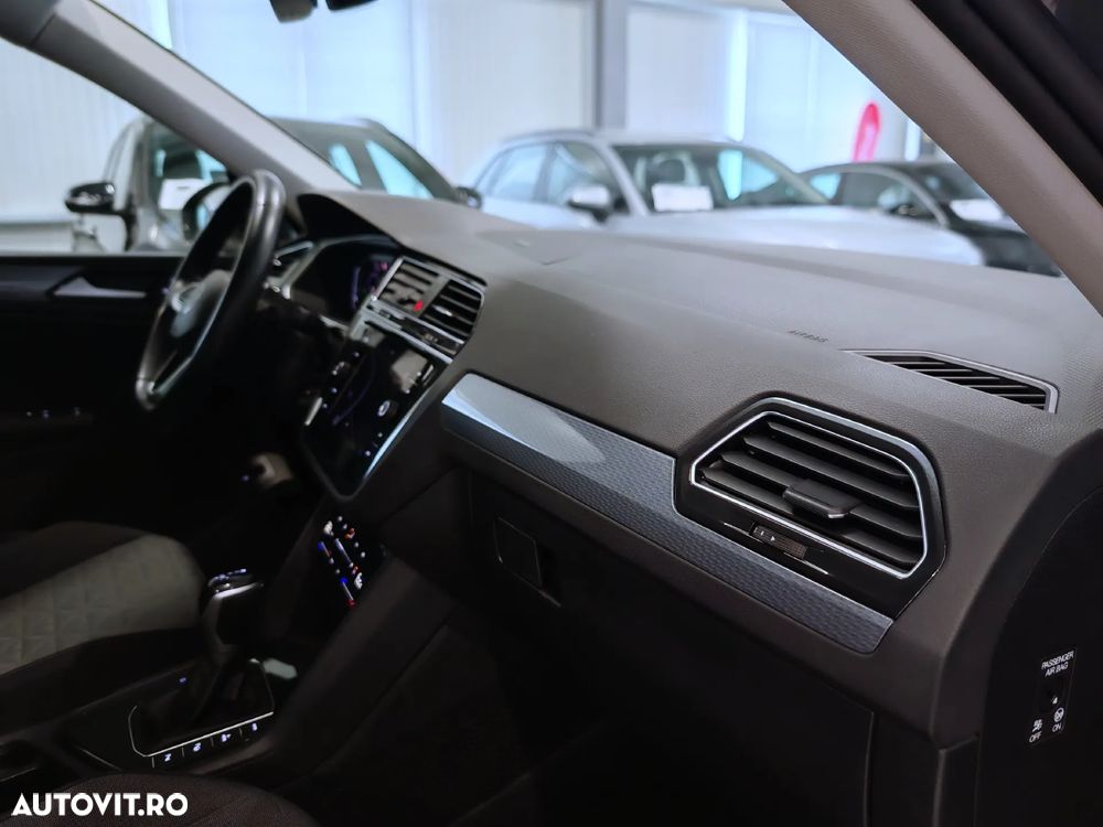 Volkswagen Tiguan 1.4 eHybrid OPF DSG Life - 11