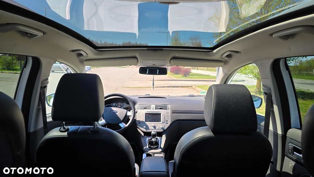 Ford Kuga 2.0 TDCi 4x4 Titanium - 13