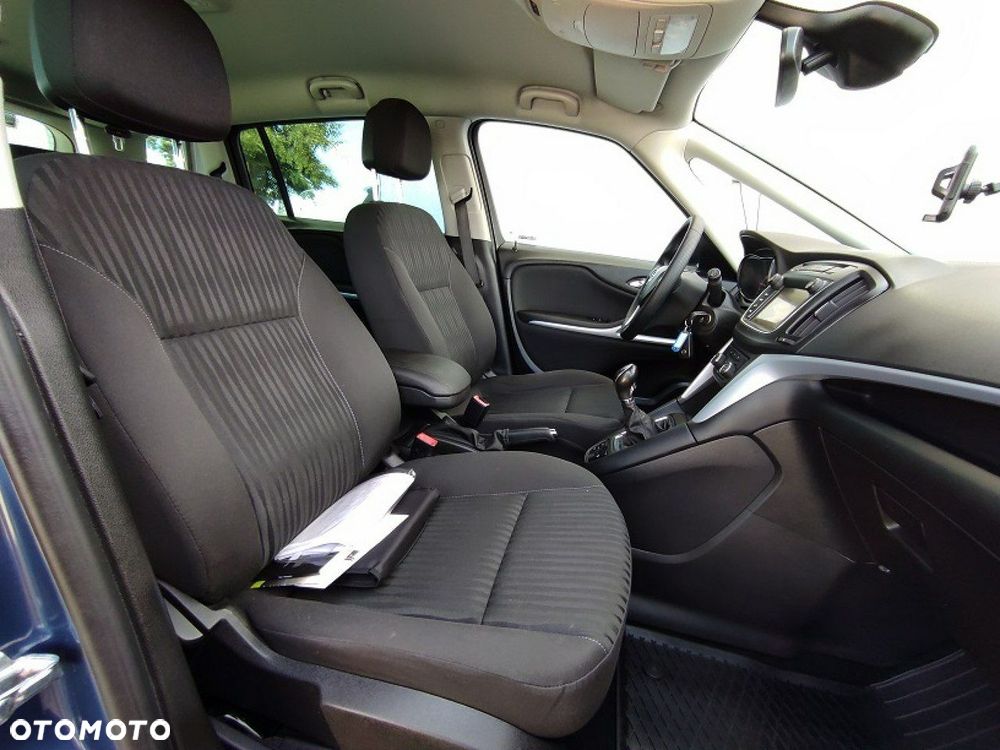 Opel Zafira - 15
