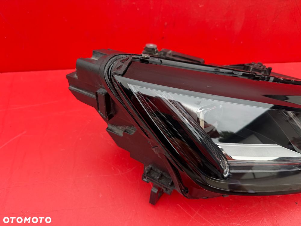 LAMPA PRAWA AUDI TT 8S0 FULL LED 8S0941034C - 2