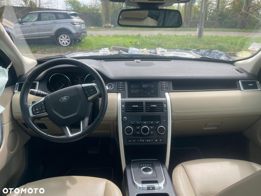 Land Rover Discovery Sport - 21
