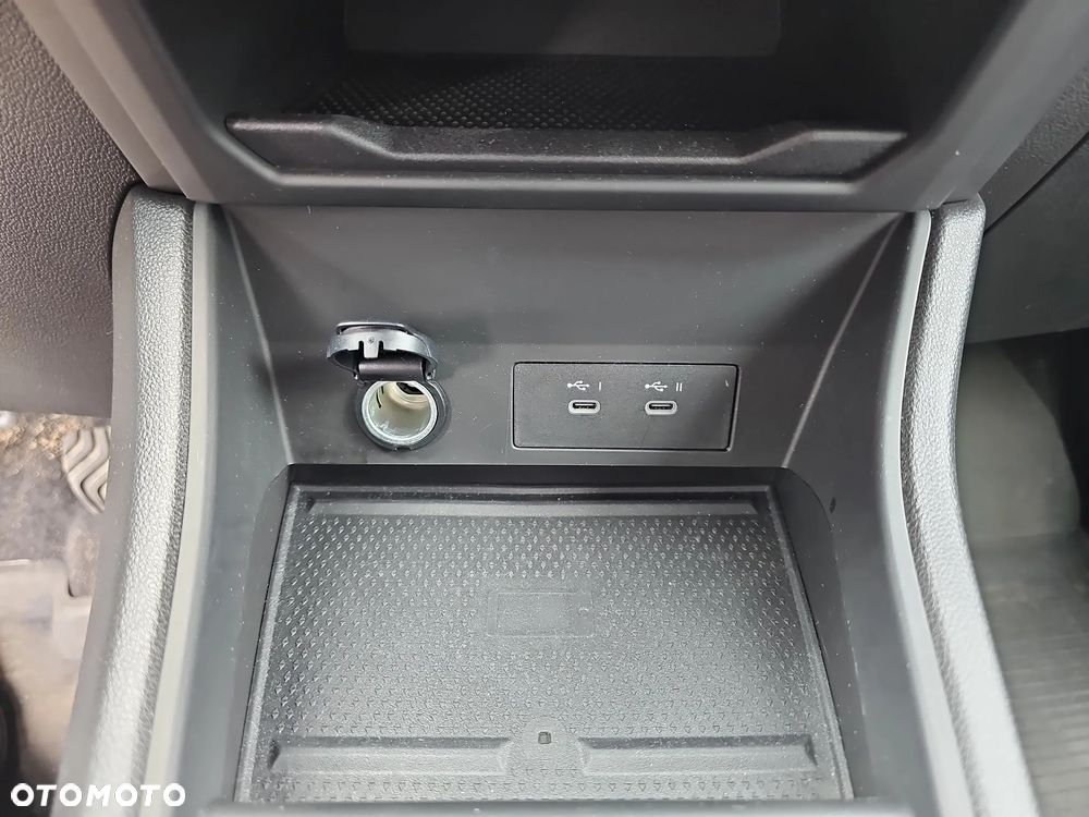 Renault Captur - 17