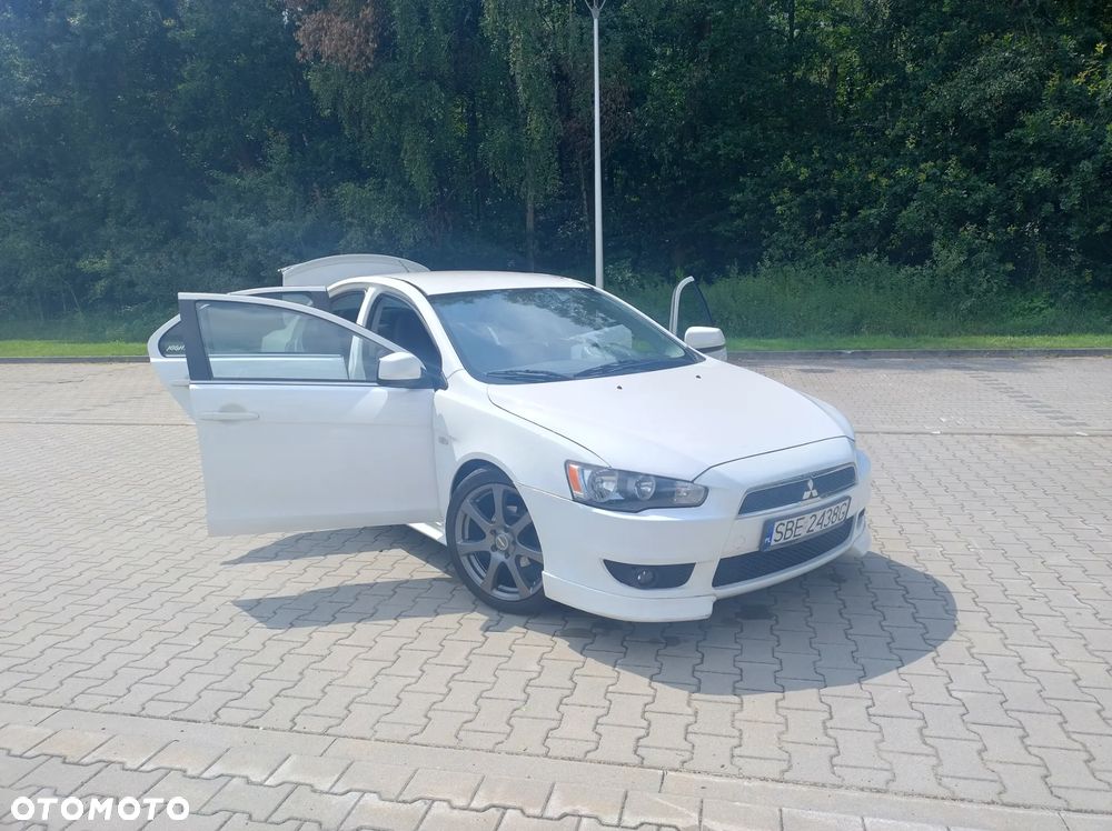 Mitsubishi Lancer 1.6 Inform - 11