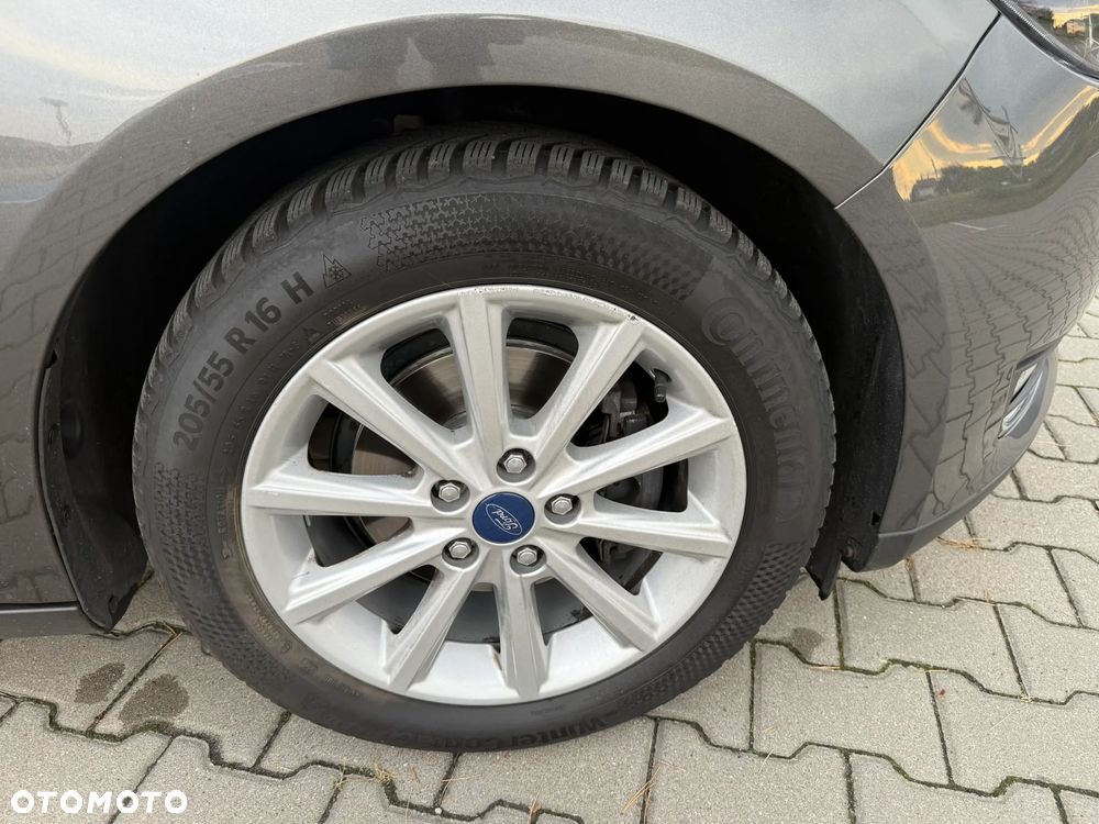 Ford Focus 1.5 EcoBlue Start-Stopp-System TITANIUM - 18